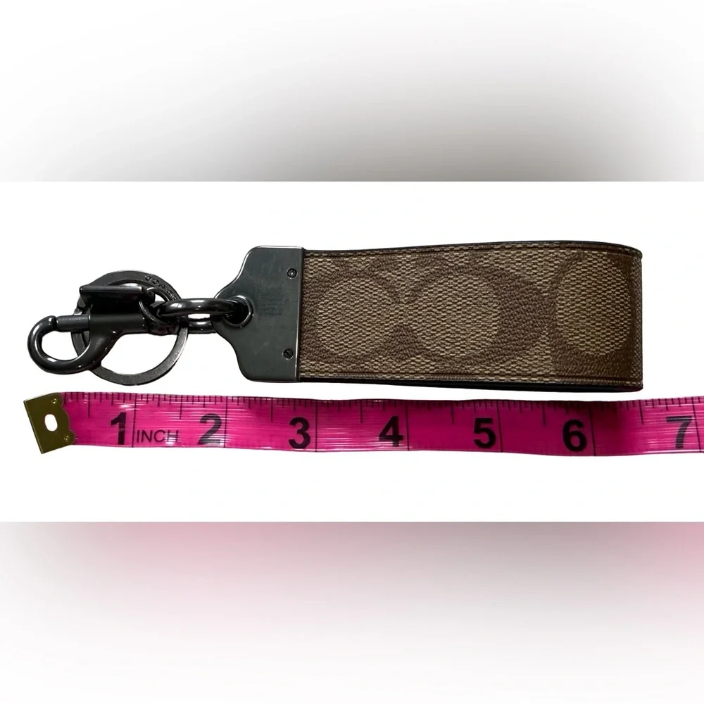 NWOT Coach Loop Key Fob in Signature Canvas - Picture 4 of 6